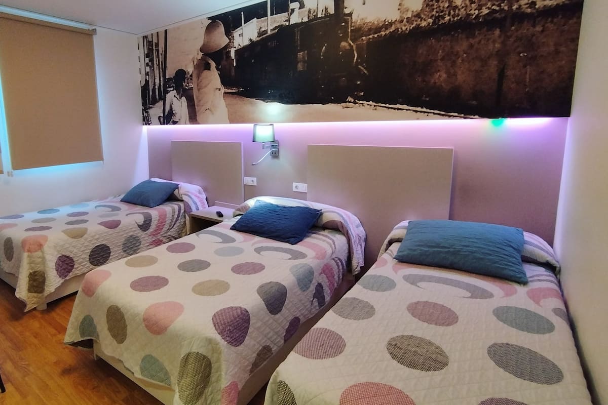Premium bedding, individually decorated, blackout drapes, free WiFi