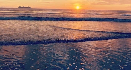 Casa Arenas, steps away from the ocean!