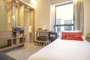 Superior Single Room | In-room safe, desk, free WiFi, bed sheets