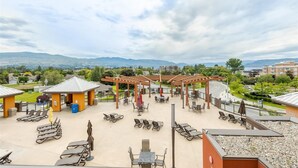 Unclassified image, 2 of 56, button - Modern 5th Floor unit • 3 bed • 2 bath • 958sq ft Playa del Sol Resort (Kelowna)