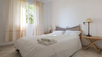 5 chambres, Wi-Fi gratuit, draps fournis