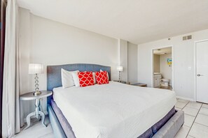 2 bedrooms, free Internet, bed sheets
