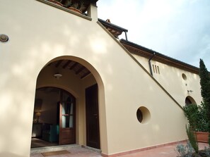 Front of property - San Ruffino Apartments (Casciana Terme Lari)