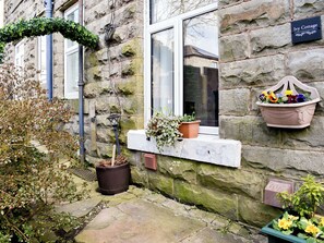 Exterior detail - 2 bedroom accommodation in Bacup, near Rossendale (Bacup, near Rossendale)
