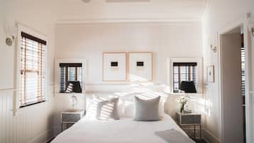 Deluxe Suite | Egyptian cotton sheets, premium bedding, down duvets, pillow-top beds