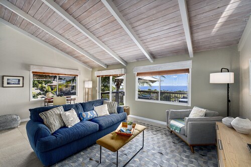 Halekii Sunset – Sweeping 180° Ocean Views | Newly Renovated Tropical Retreat