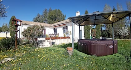 Villa Ă St Michel l'Observatoire Parc du Luberon 5 minutes Centre d' Astronomie
