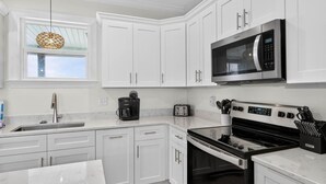 Unclassified image, 2 of 46, button - Oceanfront, Private Pool, Pet Friendly, 5/5 - Breeze Away (Dauphin Island)