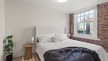 1 多间卧室、熨斗/熨衣板、免费 WiFi、床单