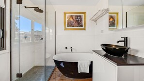 Badewanne, Haartrockner