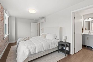 2 間睡房、熨斗/熨衫板、Wi-Fi、床單