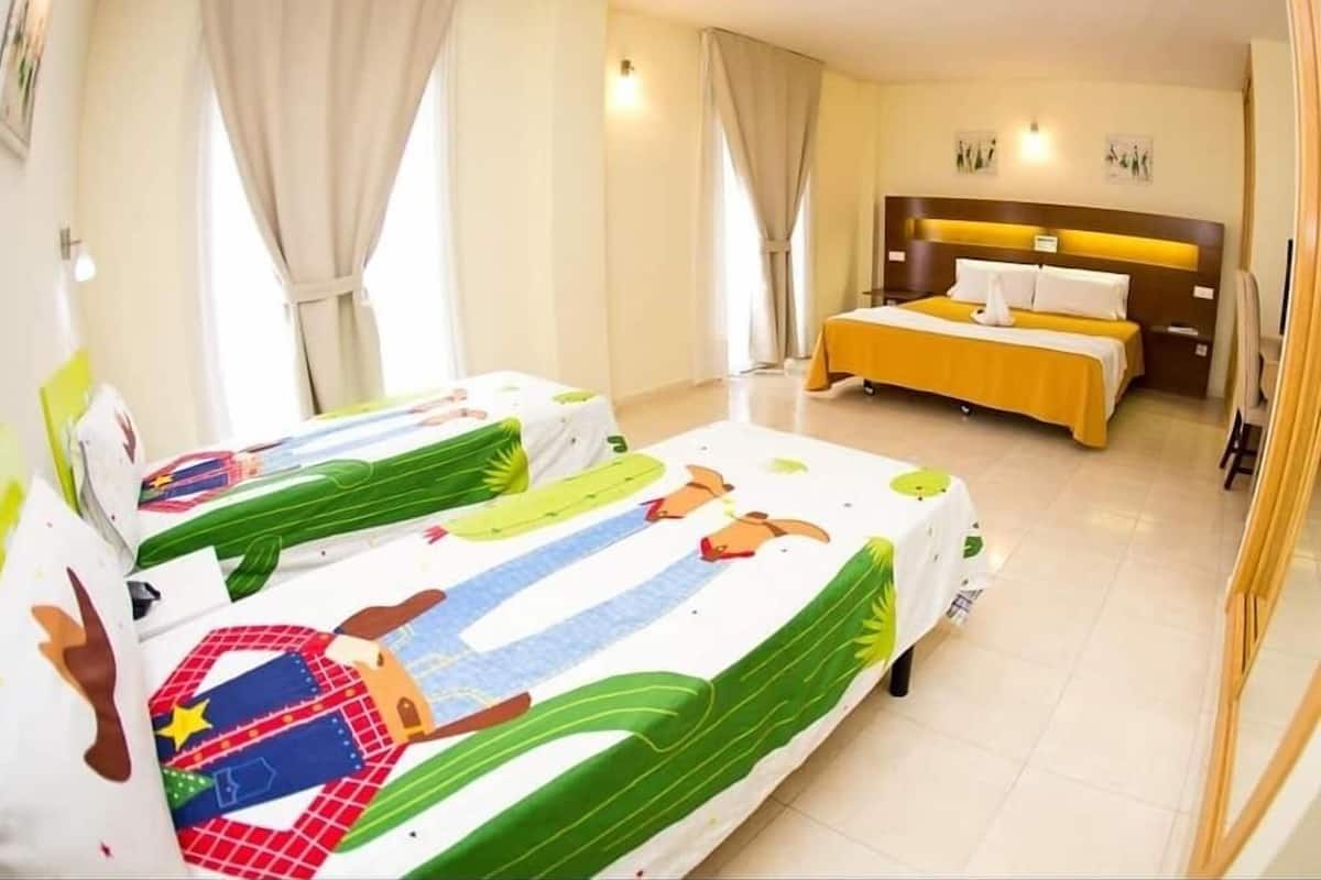 Habitación cuádruple familiar | Wifi gratis
