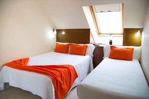 Chambre triple Deluxe | Accès au Wi-Fi (inclus)