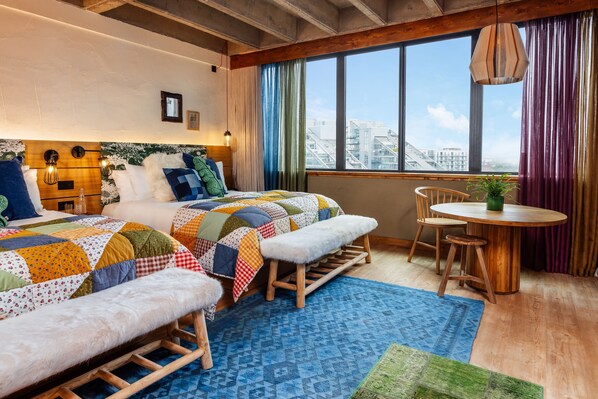 Premium bedding, in-room safe, individually decorated