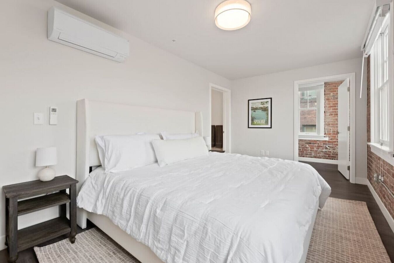 2 dormitorios, tabla de planchar con plancha, wifi gratis y ropa de cama
