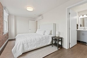 2 chambres, fer et planche à repasser, accès au Wi-Fi (inclus)