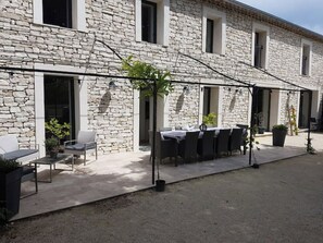 Restauration extérieure