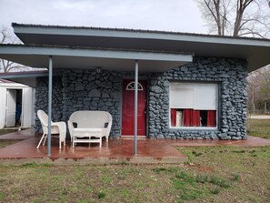 Terrace/patio -  1 mile to trout fishing, kayaking and biking. Welcome to Karr's Critter Kamp! (Mountain Home)