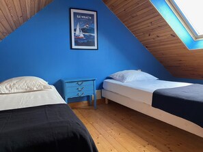 3 soverom, strykejern/-brett, reiseseng for barn og wi-fi (inkludert)