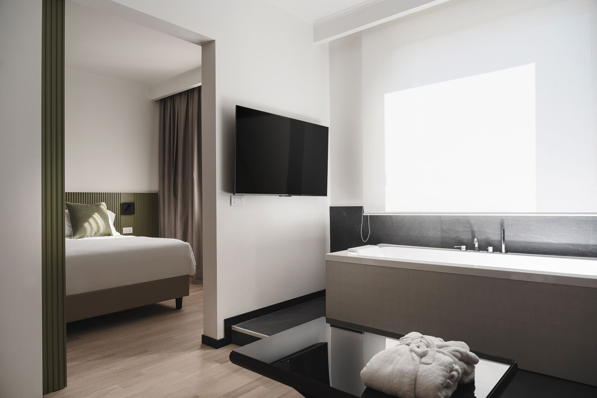 Phòng Suite, bồn tắm nước nóng (and sauna) | Bồn tắm spa riêng