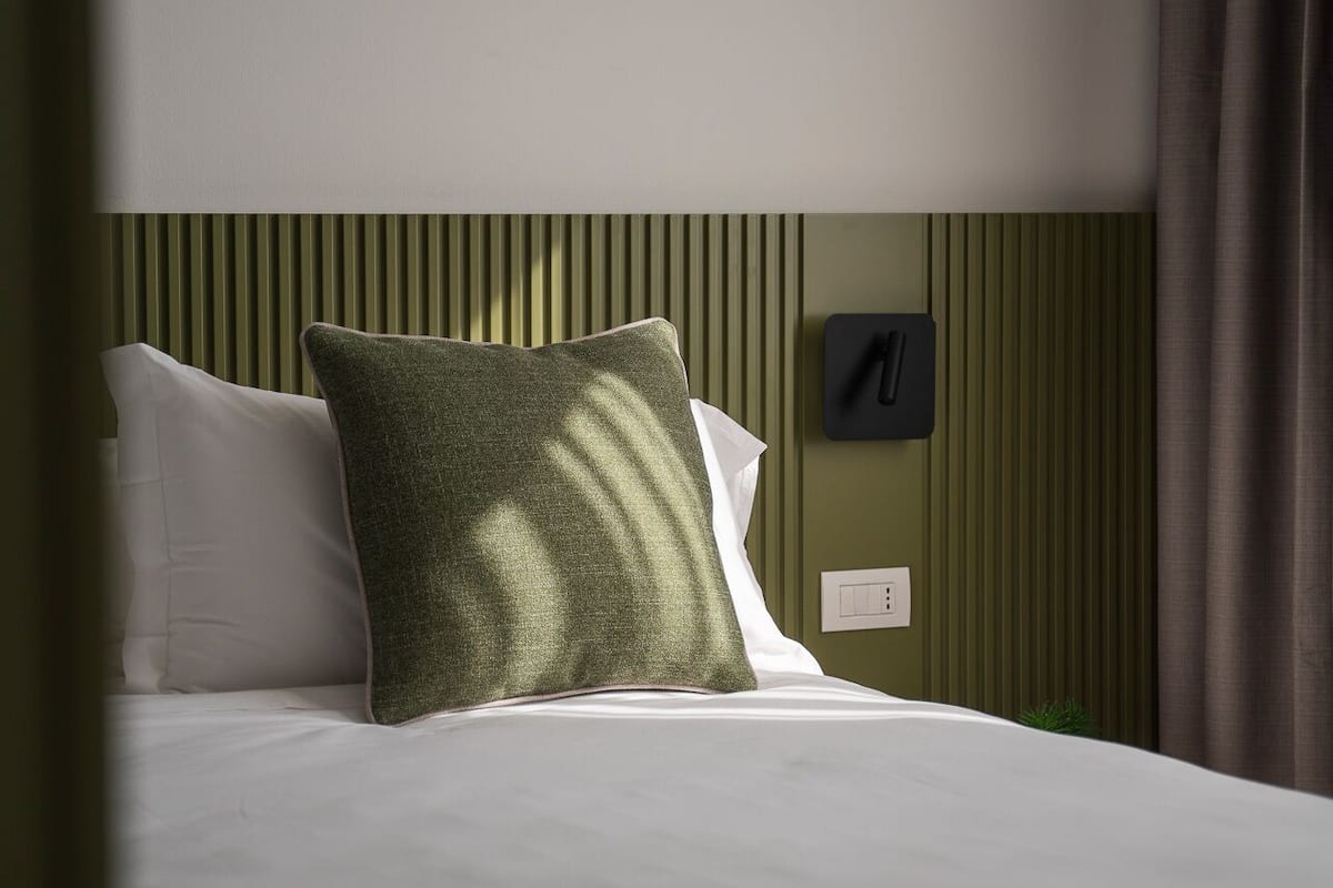 1 bedroom, down duvets, in-room safe, soundproofing