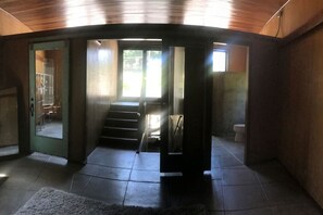 Interior - Concrete Loft in the Redwoods (Eureka)