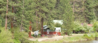 River, River, River! Pet Friendly, Sleeps 5
