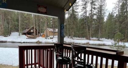 River, River, River! Pet Friendly, Sleeps 5