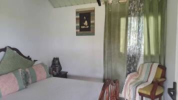 2 bedrooms, bed sheets