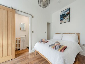 2 chambres, Wi-Fi gratuit, draps fournis