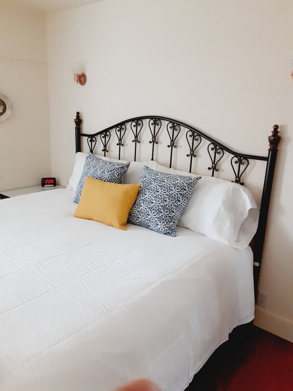 2 bedrooms, free WiFi, bed sheets