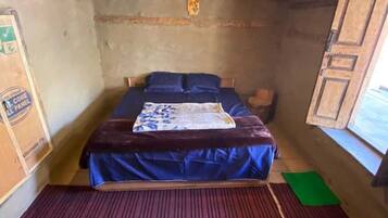 2 bedrooms, bed sheets