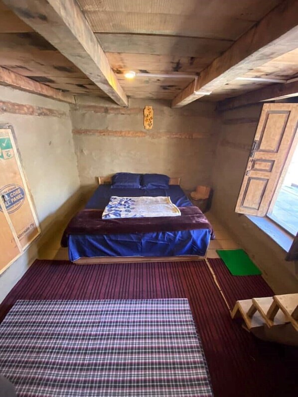 2 bedrooms, bed sheets