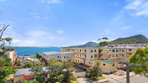 Exterior - The Shoal, The perfect vacation find to come home to after a day exploring this stunning part of NSW (Shoal Bay)