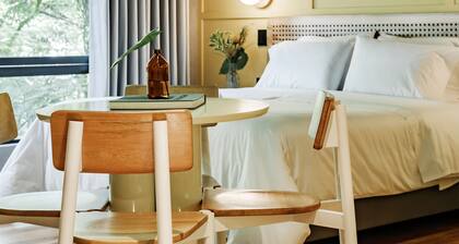 The Somos Flats Provenza