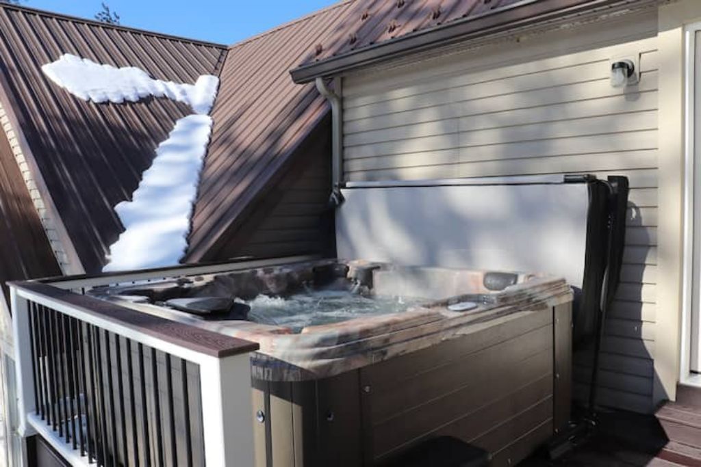 Bain à remous extérieur