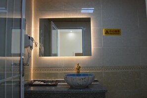 Bathroom - Hongtu Business Hotel (Congjiang)