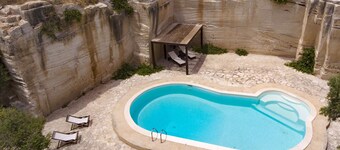 Esperanto Suite&Pool