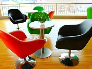 Outdoor dining - Green Tree Inn Yantai Zhifu Donglu Branch (Yantai)