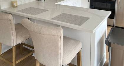 Henderson House and Frog Pond