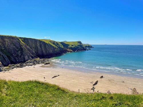 3 bedroom accommodation in Porthgain, near St David’s