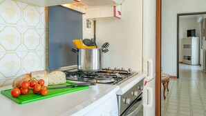 Apartemen, Beberapa Tempat Tidur | Dapur pribadi | Lemari es, microwave, oven, dan kompor