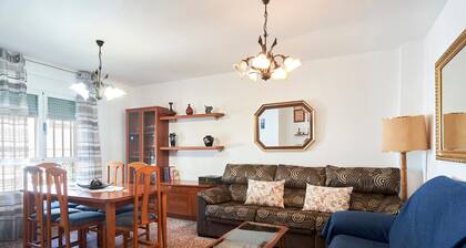 Holiday Home 'Pinos' with Mountain View, Wi-Fi and Air Conditioning