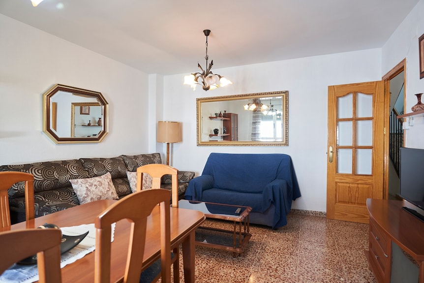 Casa De Vacaciones 'Pinos' Con Vistas A La Montaña, Wi-fi Y Aire Acondicionado - Siles