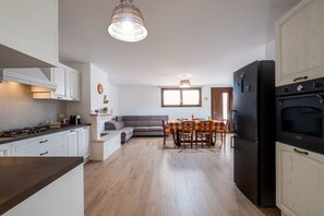 Interior - Apartment 'La Tavernetta Di Elisa' with Private Terrace and Wi-Fi (Calimera)