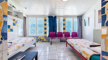 3 bedrooms, free WiFi, bed sheets