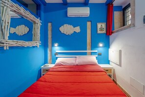 1 bedroom, iron/ironing board, WiFi (free), bed sheets - Apartment "Nassa" with Terraces & Wi-Fi (Siracusa)