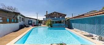 Ferienhaus "Gîte Complet à la Maison Mosaïc" mit Gemeinschaftspool und WLAN