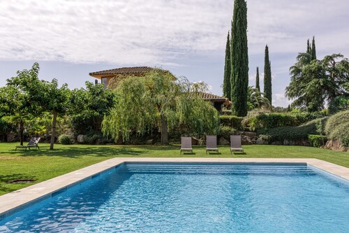 Holiday Home 'Josi' with Shared Pool, Private Terrace and Wi-Fi