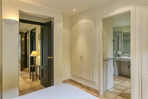 3 bedrooms, free WiFi, bed sheets - Holiday Home 'Josi' with Shared Pool, Private Terrace and Wi-Fi (Navata)